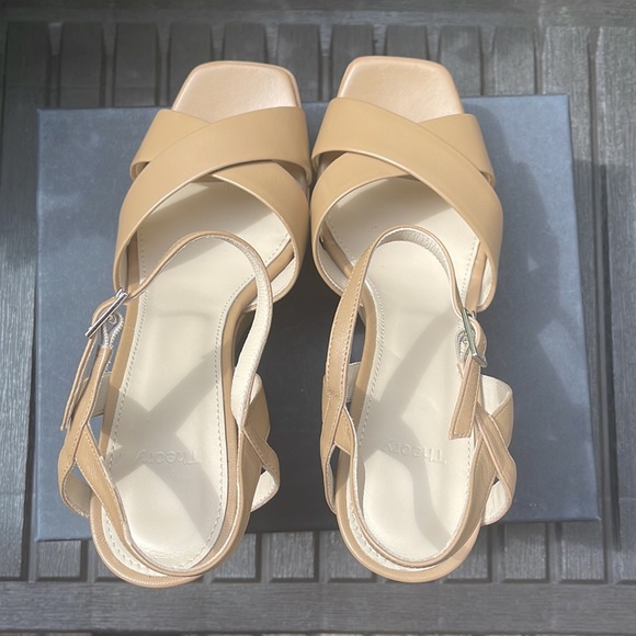 Theory - Platform Wedge Sandal in Leather - Dark Nude Size: 10 - Picture 4 of 16